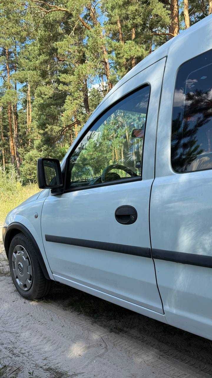 Opel Combo (Corsa) 2004