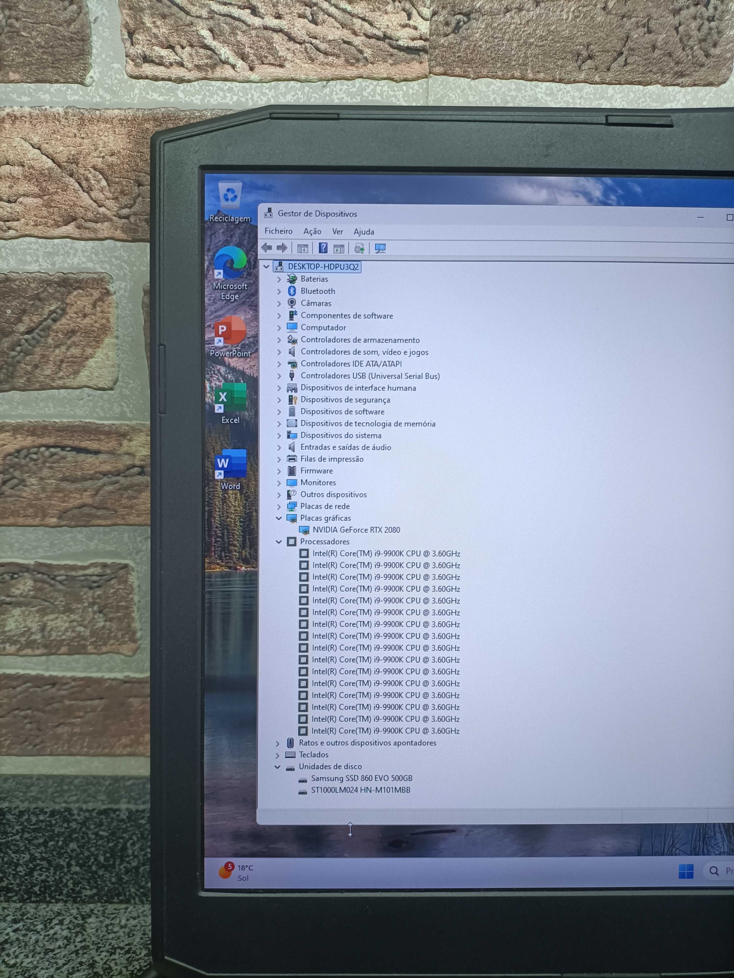 CLEVO P775TM1-G core i9 RAM 16gb SSD 500gb