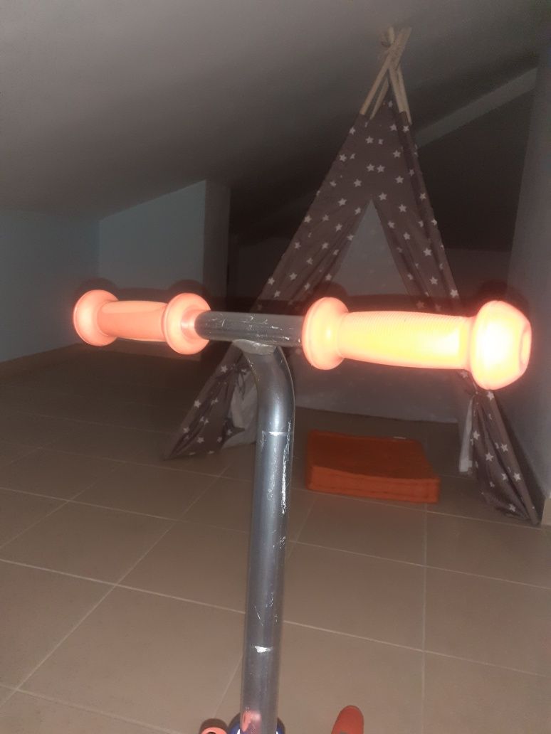 Trotinete com três rodas, com luzes, B1500, Decathlon