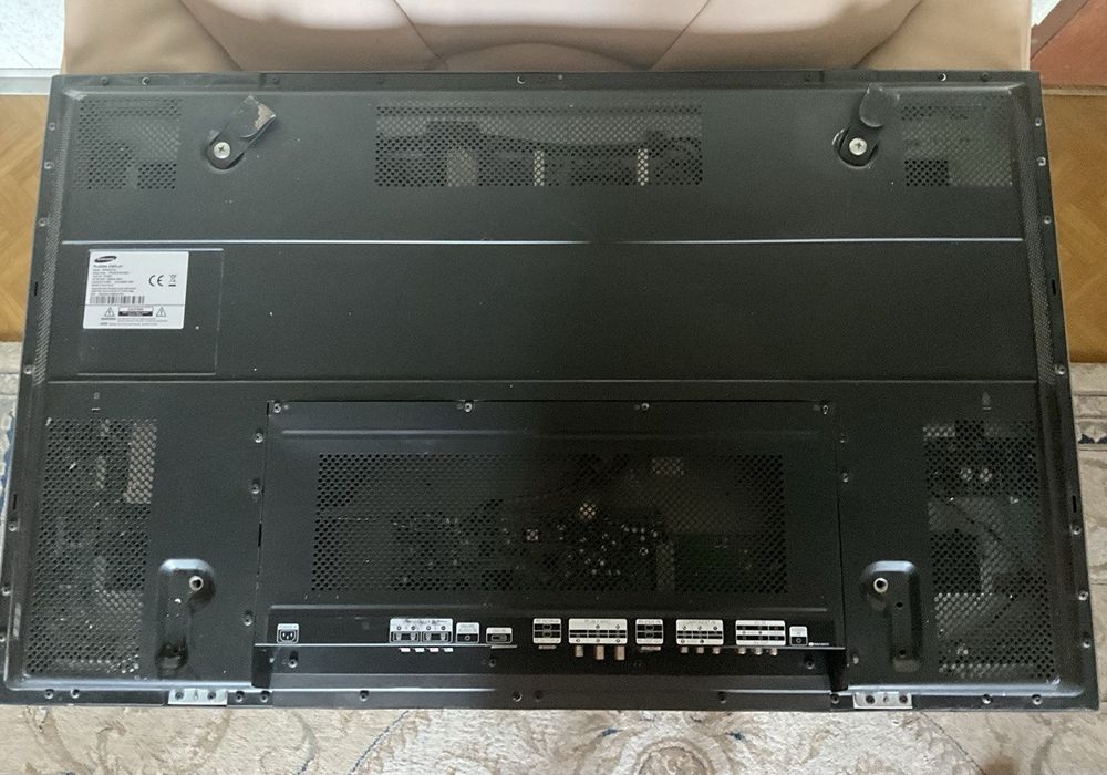 Монітор Samsung 42” Модель: PPM42M7HS Телевізор