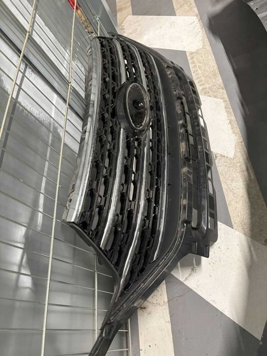 FORD EXPLORER XLT 20R zderzak przód tył, grill, listwy boczne  KRAKÓW