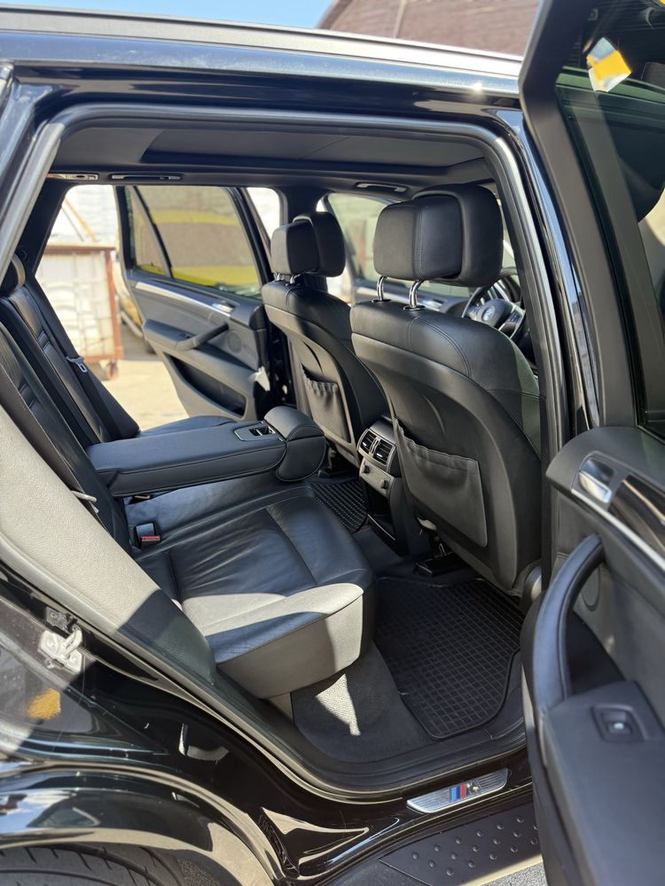 Продам BMW X-5 2012 рік