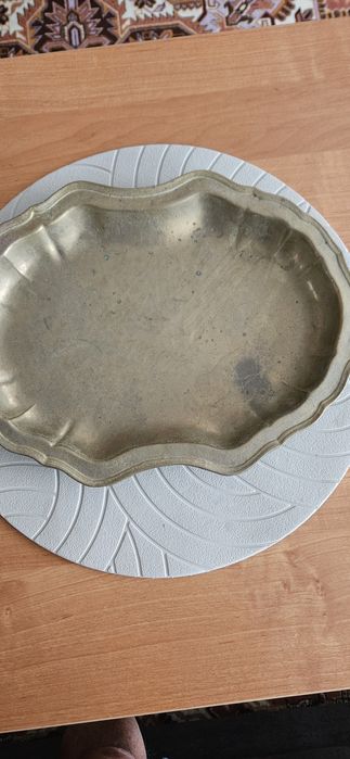Patera,   taca średnia