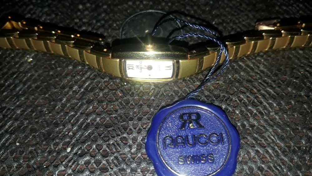 Часы Корея швейцарский механизм