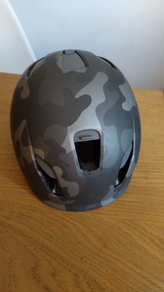 Innowacyjny kask rowerowy City 9 Dark Camo Uvex 55-58