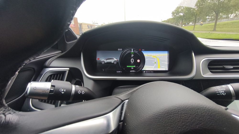 Jaguar Ipace EV400 AWD S black edition 400cvs