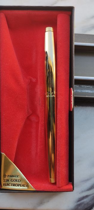 Caneta Parker ouro 22 kilates