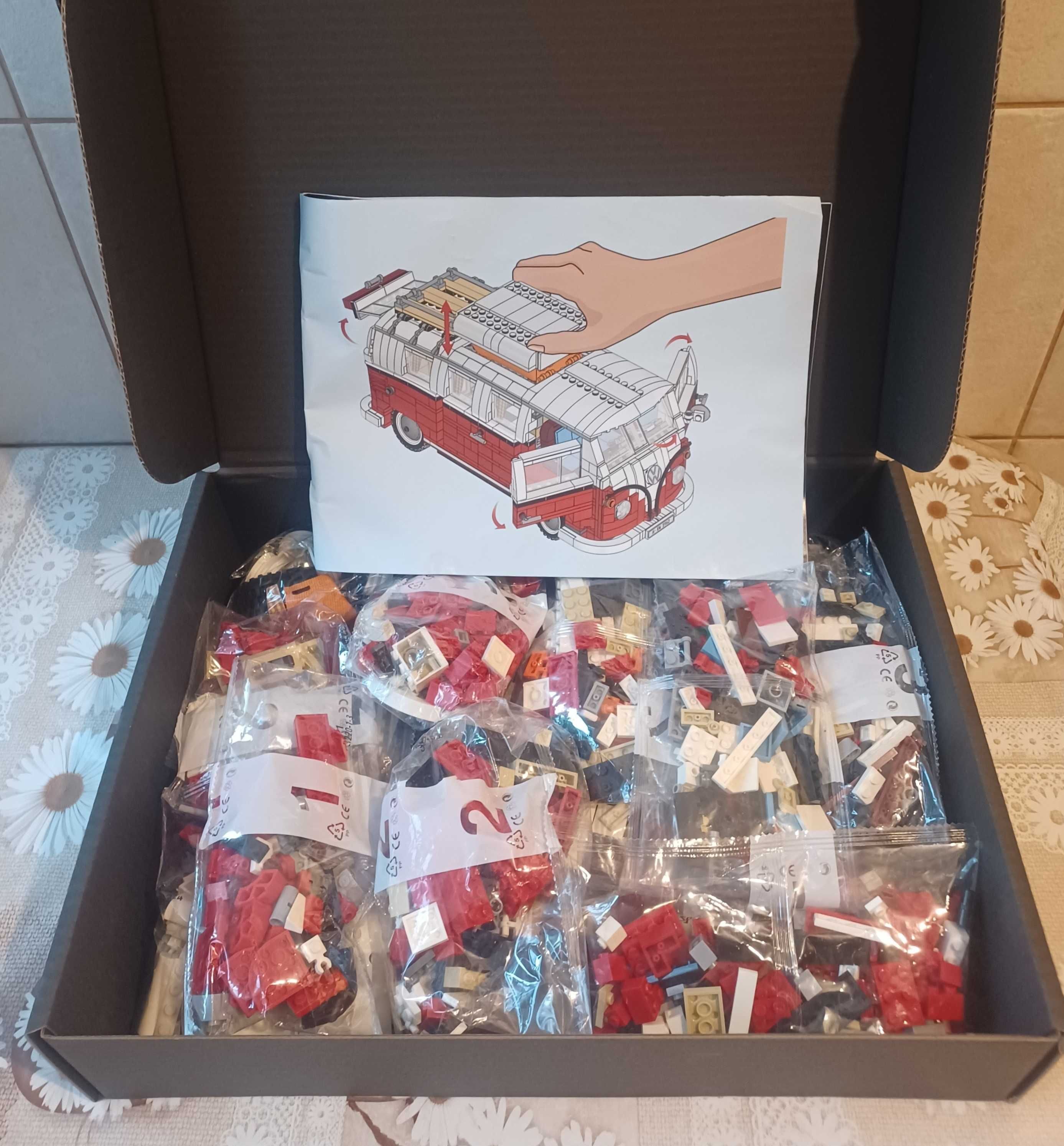Klocki 10220 Samochód  Volkswagen T 1 Kamper Klasyk  Pojazd 1332PCS