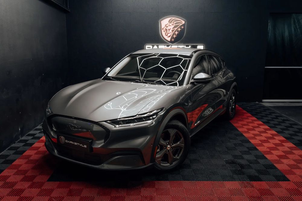 Ford Mustang Mach-E Standard