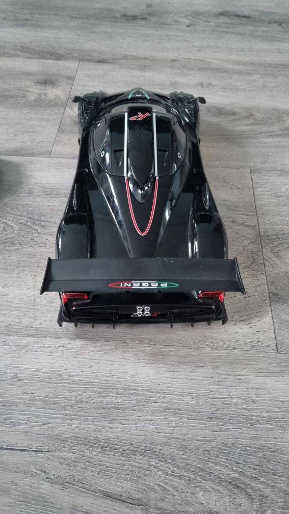 Samochód sportowy sterowany RC Pagani Zonda R   Skala: 1:18