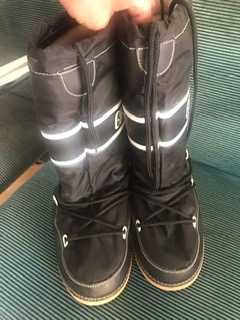 Botas para neve em bom estado