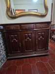 Vende-se Sapateira Antiga em Madeira Maciça