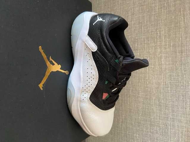 Air Jordan 11 CMFT LOW