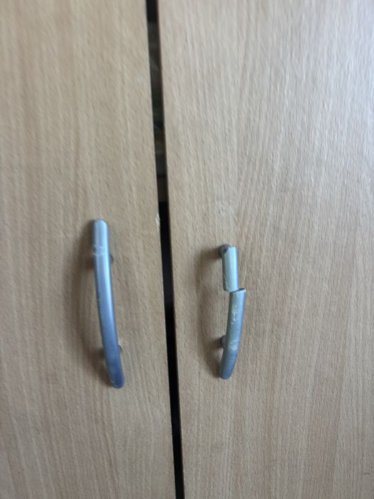 Armário usado com arrumação