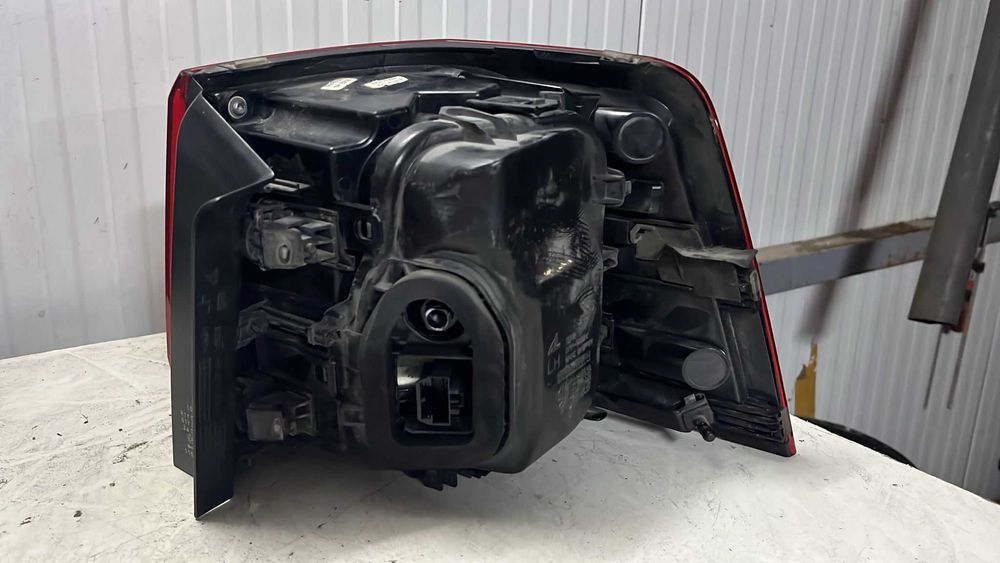 Farolim Traseiro Esquerdo VOLKSWAGEN SHARAN 2.0 TDI
