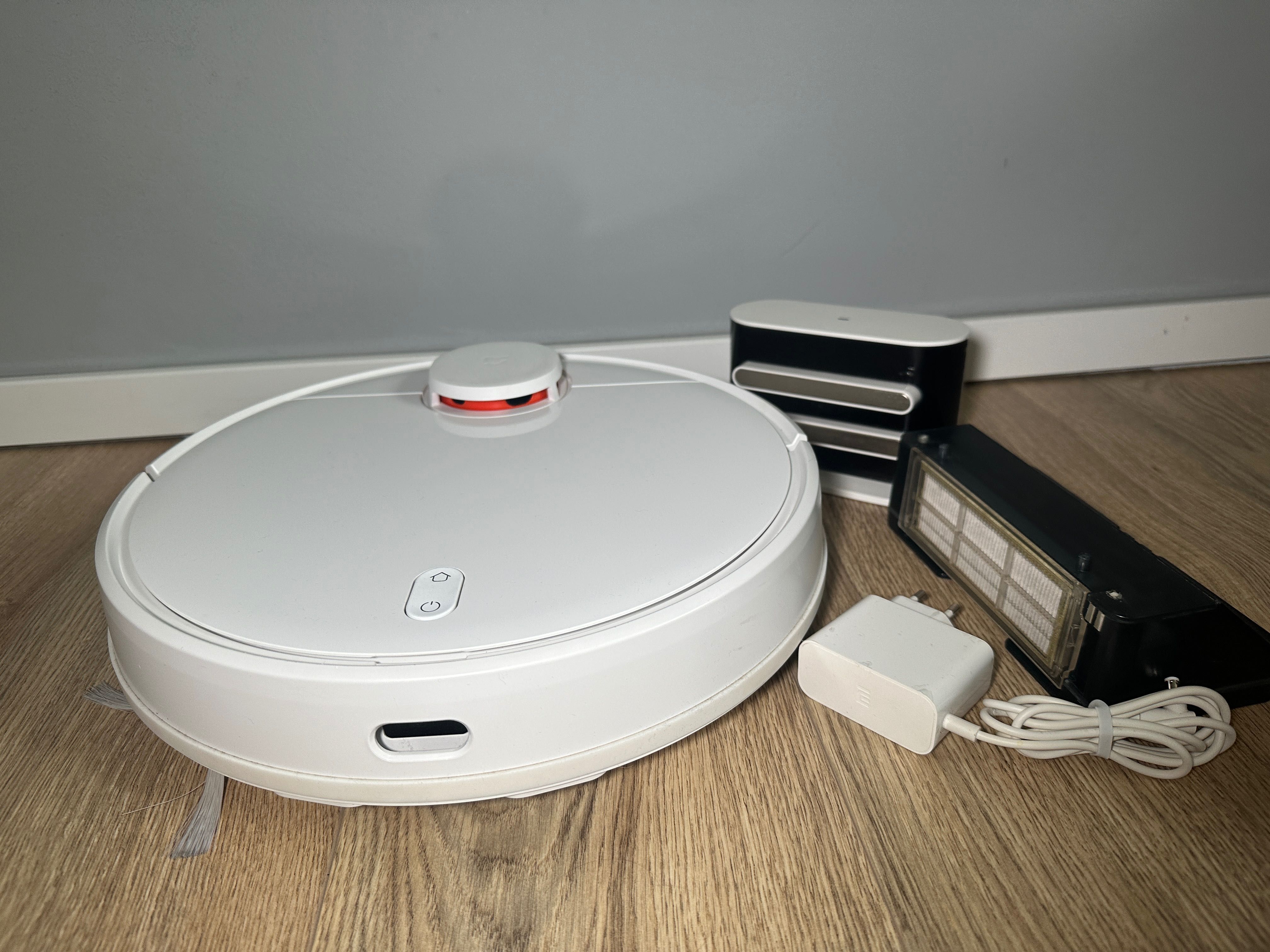 Robot spratajacy Xiaomi Mi Robot Vacuum Mop Pro