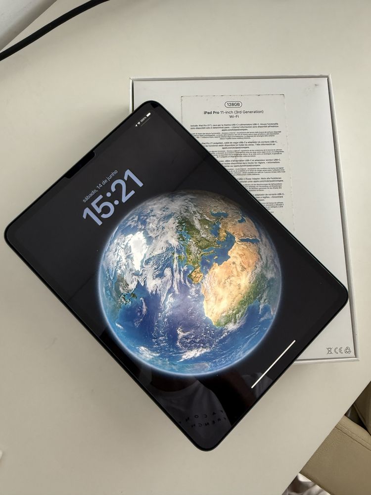 iPad Pro 11" M1 (3ª geração) - como novo + Apple Pencil (2ª geração)