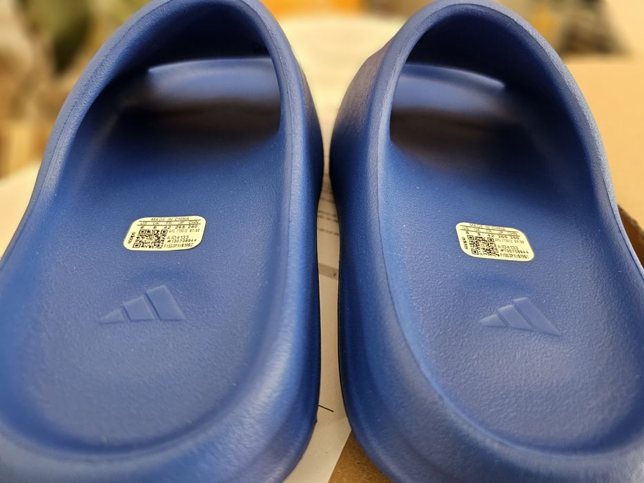Adidas Yeezy Slide in Azure