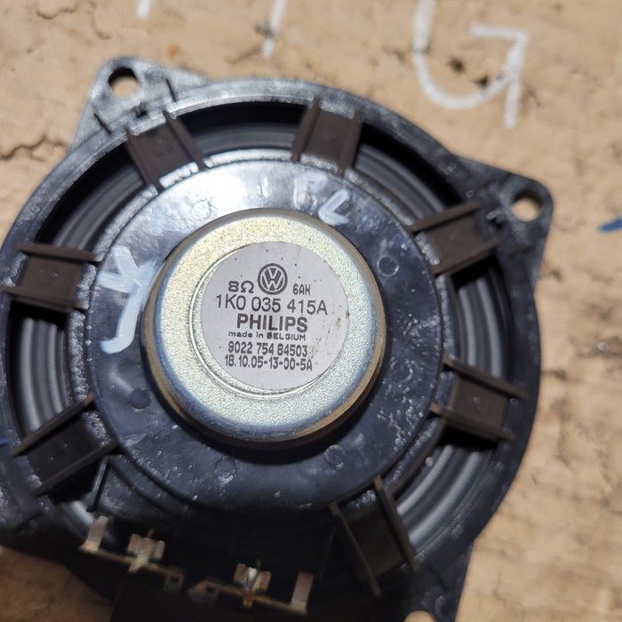 Głośnik drzwi BLAUPUNKT przód lewy vw golf V 2005r