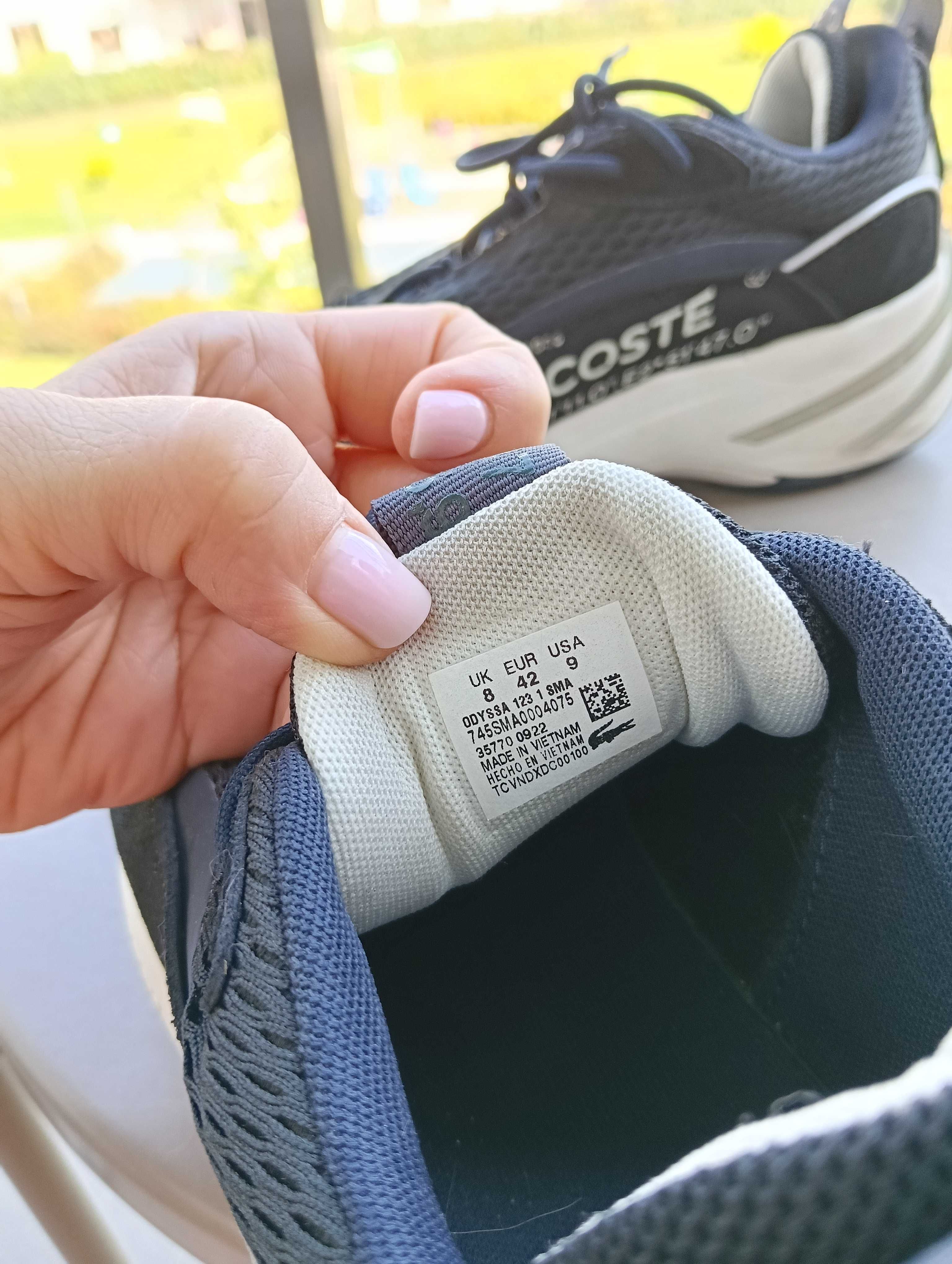Prawie nowe buty, zalożone dwa razy, ale nie pasuje rozmiar.