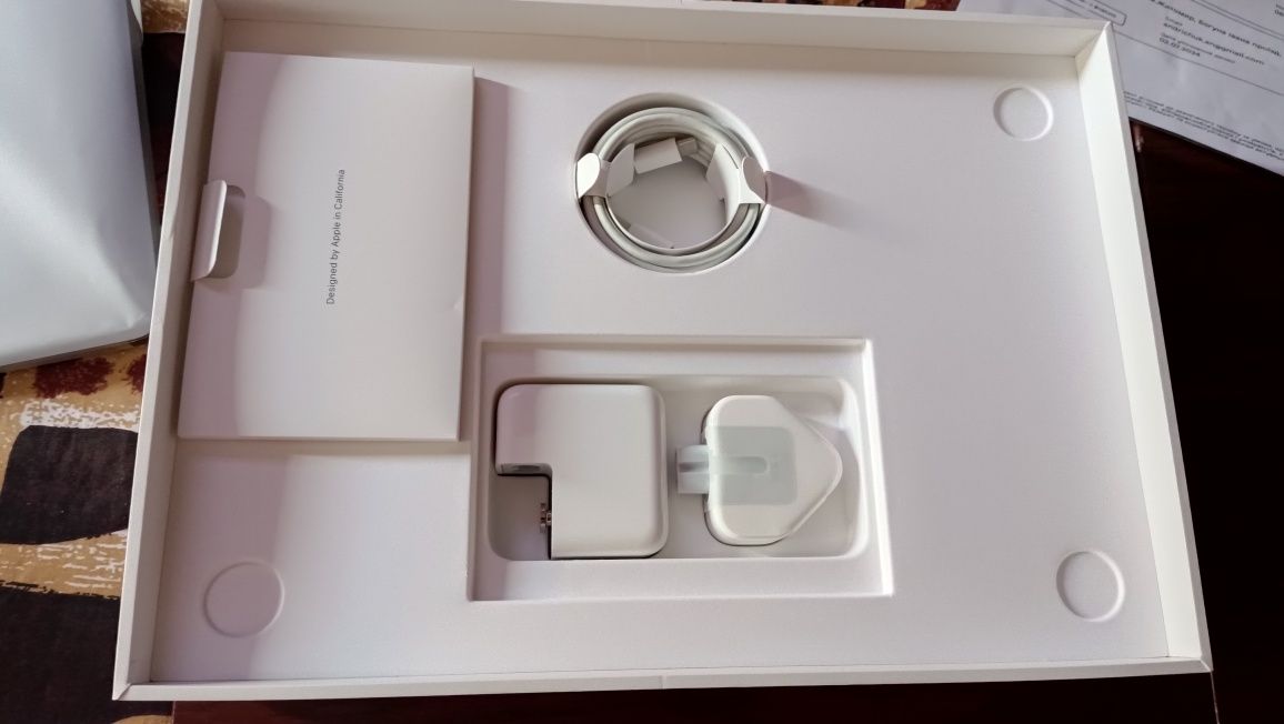 Macbook Air m1 2020 model: A2337
