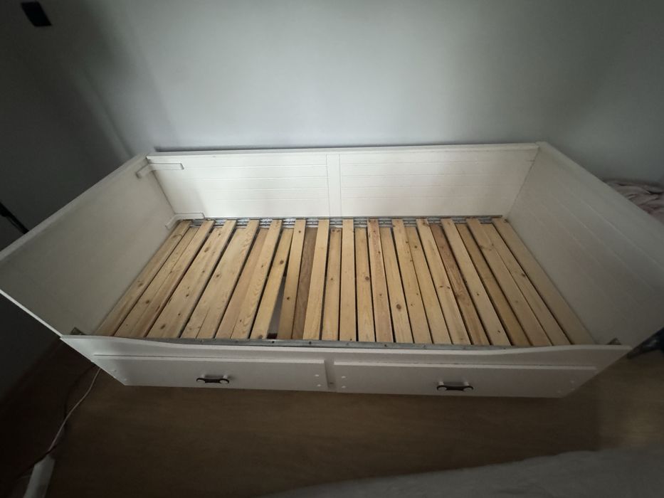 Łózko młodzieżowe