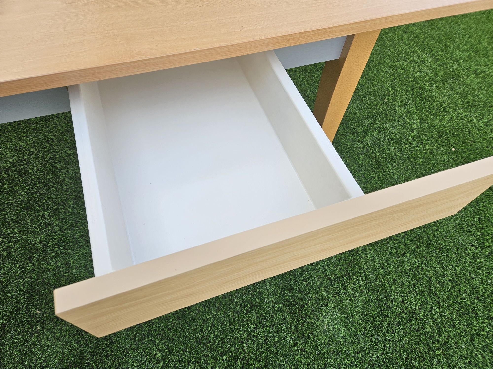 Mesa de Cozinha com gavetas KUIdiseñ