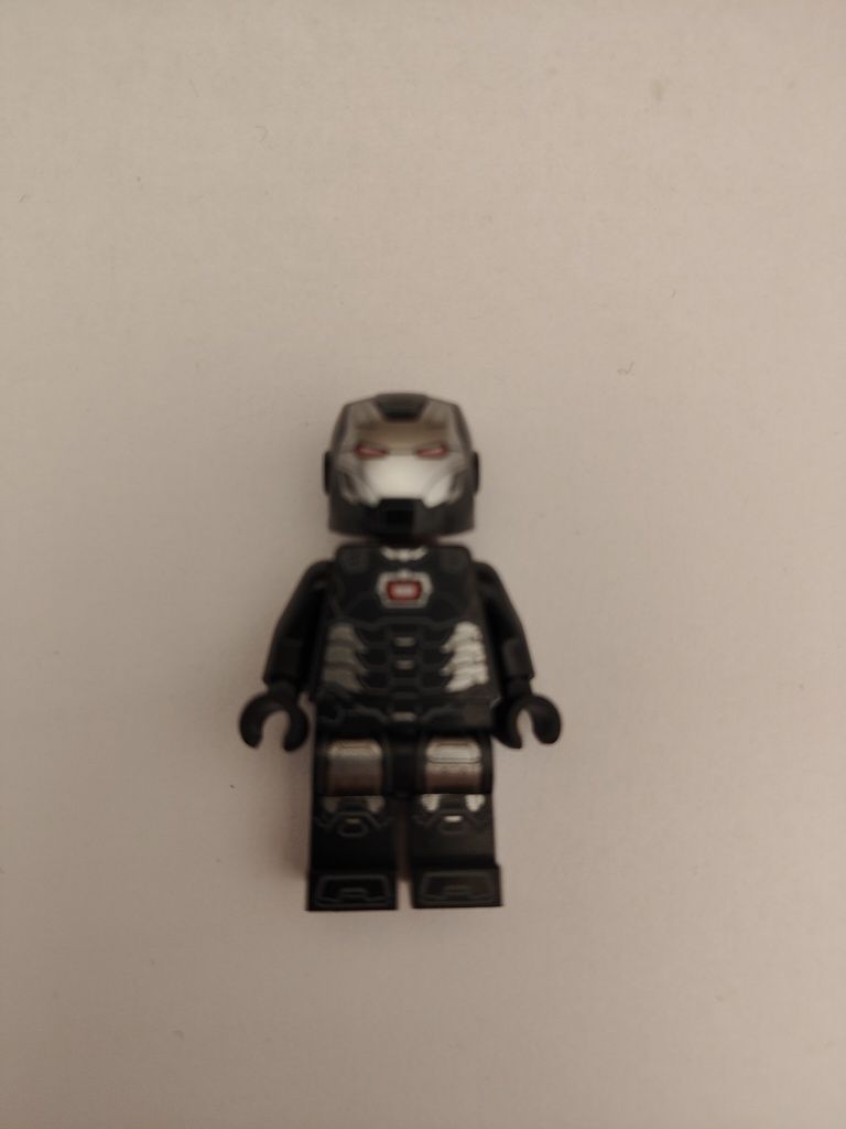 Minifigurka LEGO Marvel War Machine