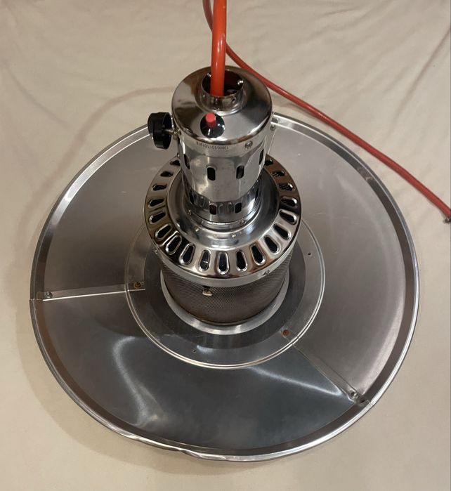 Ogrzewacz gazowy, piecyk gazowy - tarasowy stojacy.