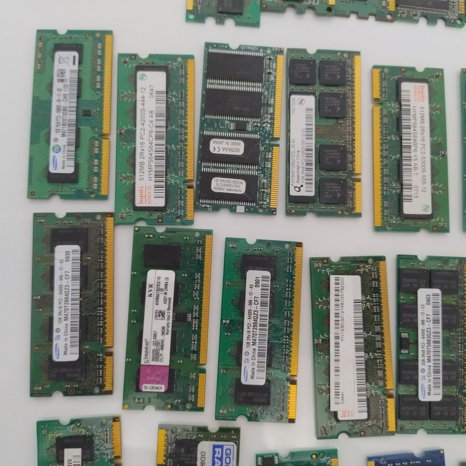 Pamięć RAM laptop stacjonarka 45szt.