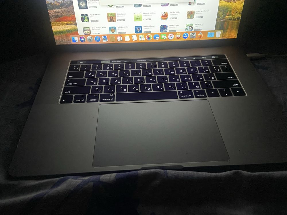 Продам macbook pro 15 2017
