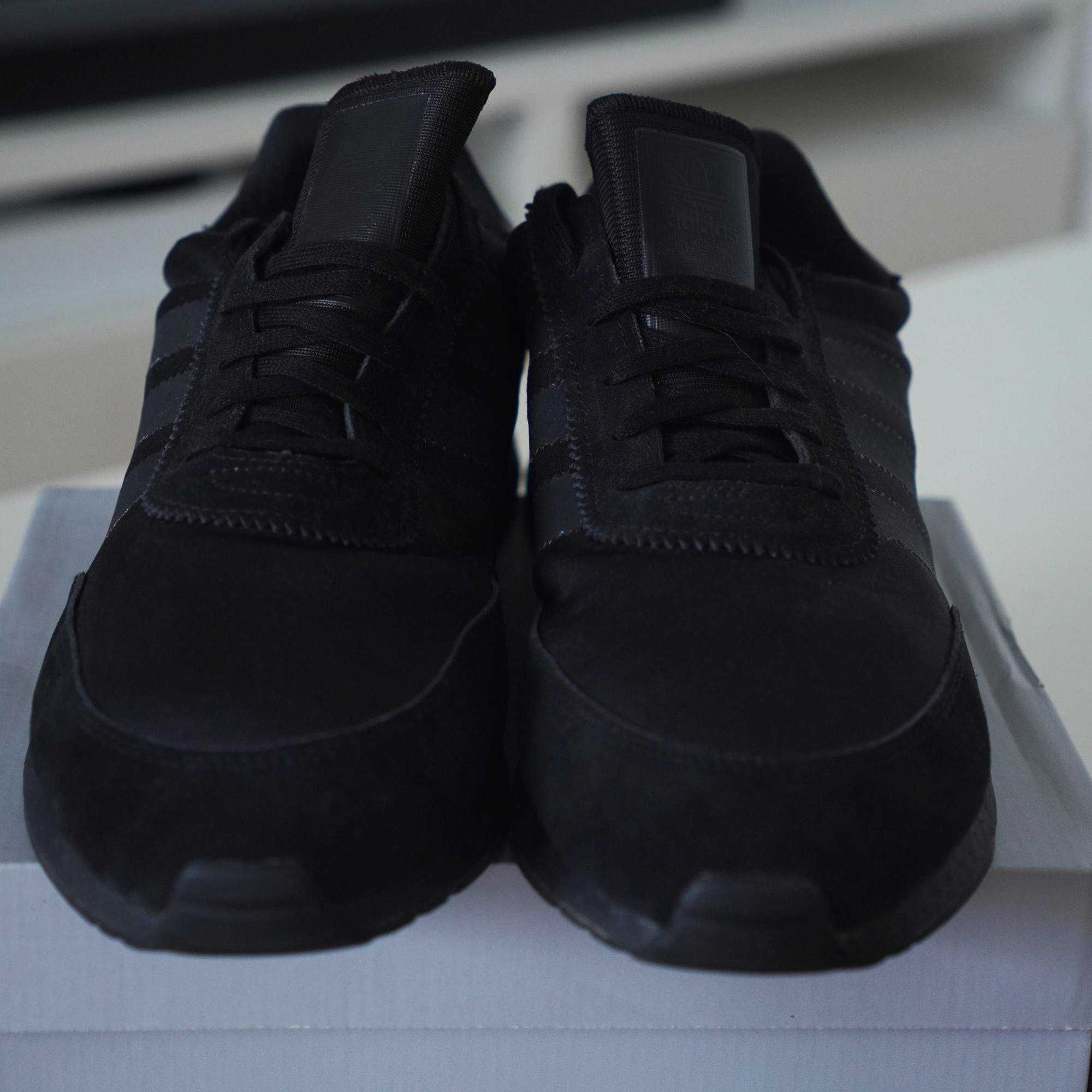 Buty Adidas I-5923 Triple Black - czarne - r. 48 - oryginalne