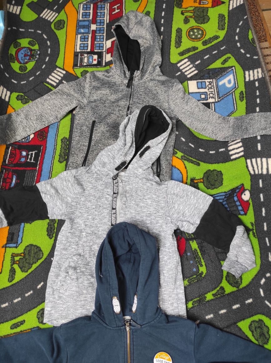 Bluzy dla chłopca rozmiar 134.