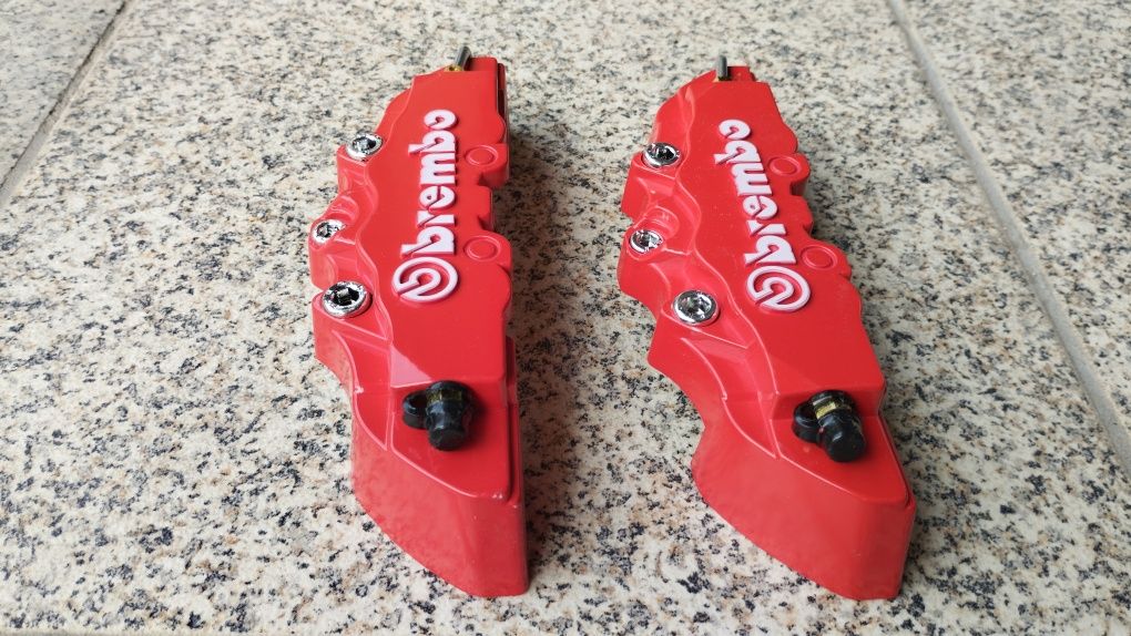 Capas travão Brembo vemelhas desportivas