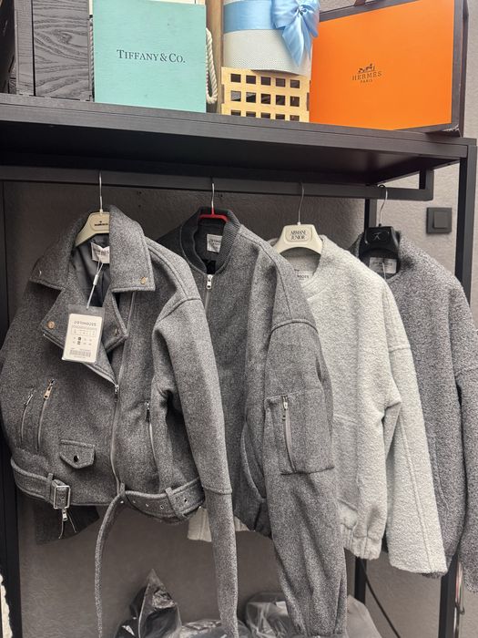 Нові жіночв кашемірові сірі бомбери, кардигани, куртки Розпродаж!