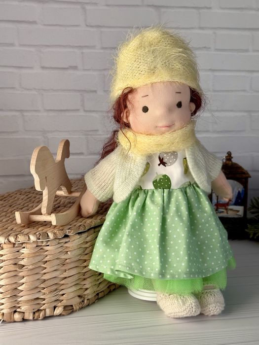 Текстильна лялька, кукла ручної роботи з набором одягу та колискою