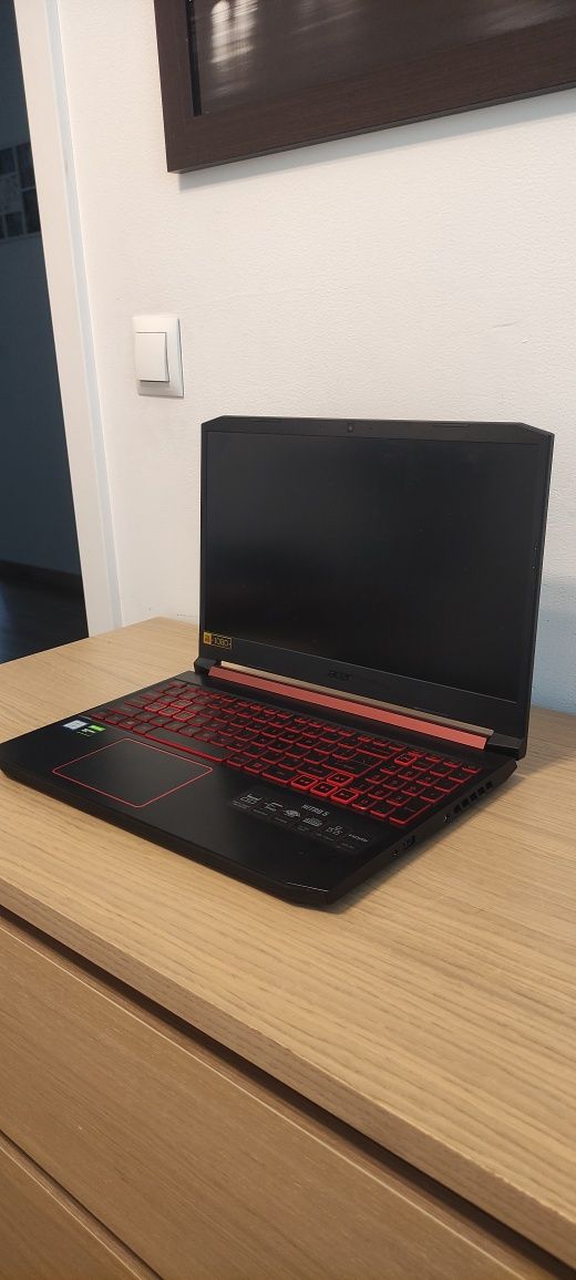 Laptop do gier Acer Nitro 5. GeForce 1660Ti 6GB