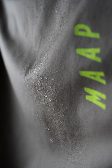 DYNAMIC DRY IMPREGNATION Spray Preparat Impregnacyjny do Odzieży 300ml