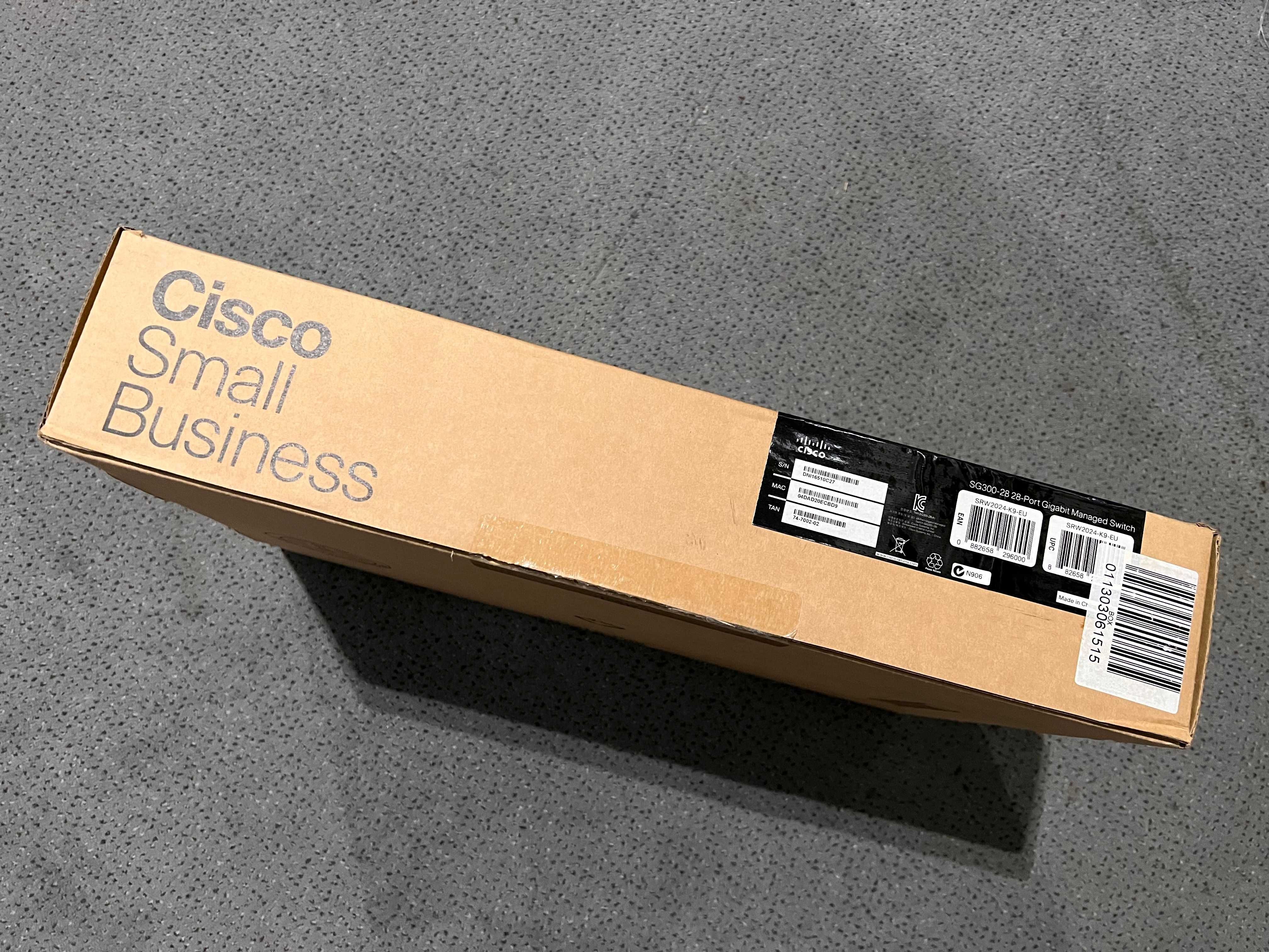 Gigabit Switch CISCO SG300-28 zarządzalny 19"