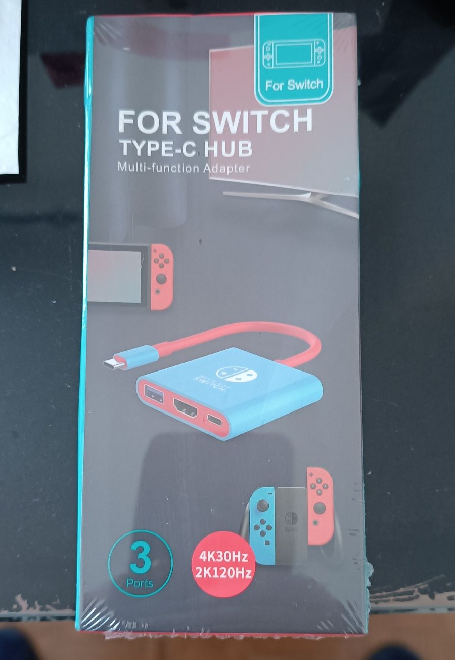 Lote de artigos Switch OLED. Capa SUPER MARIO. Joycon holder, etc.