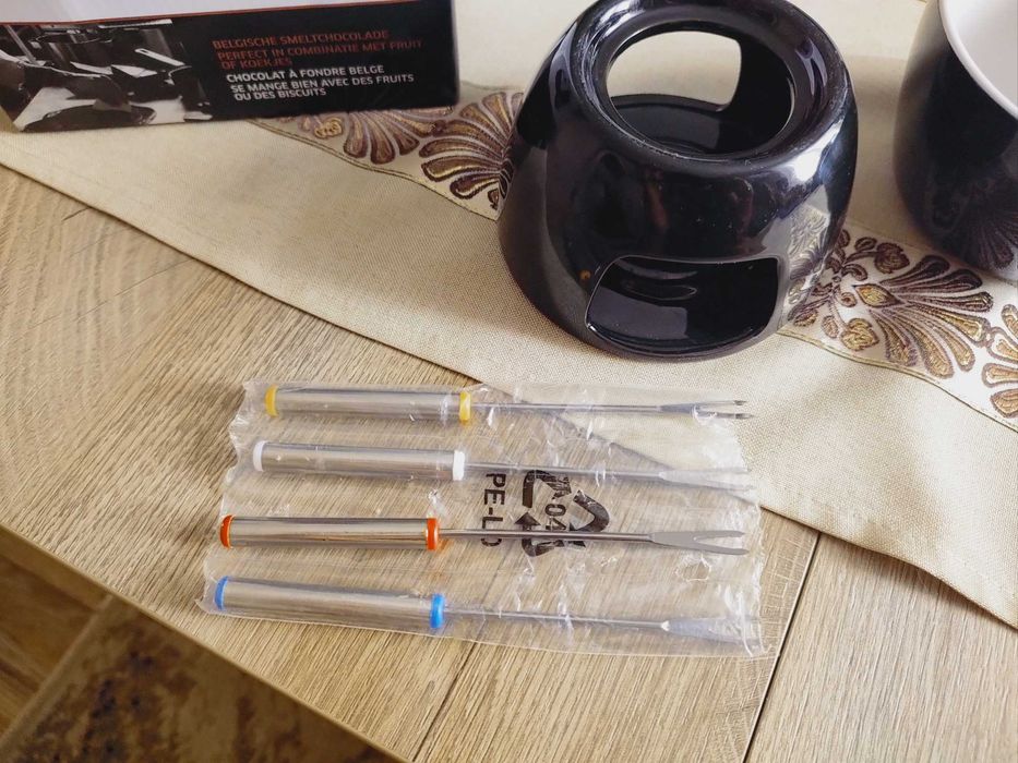 Zestaw Founueset service a founde