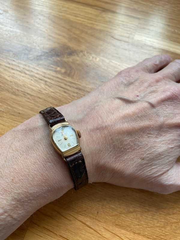 Luksusowy zegarek damski GUB Glashutte