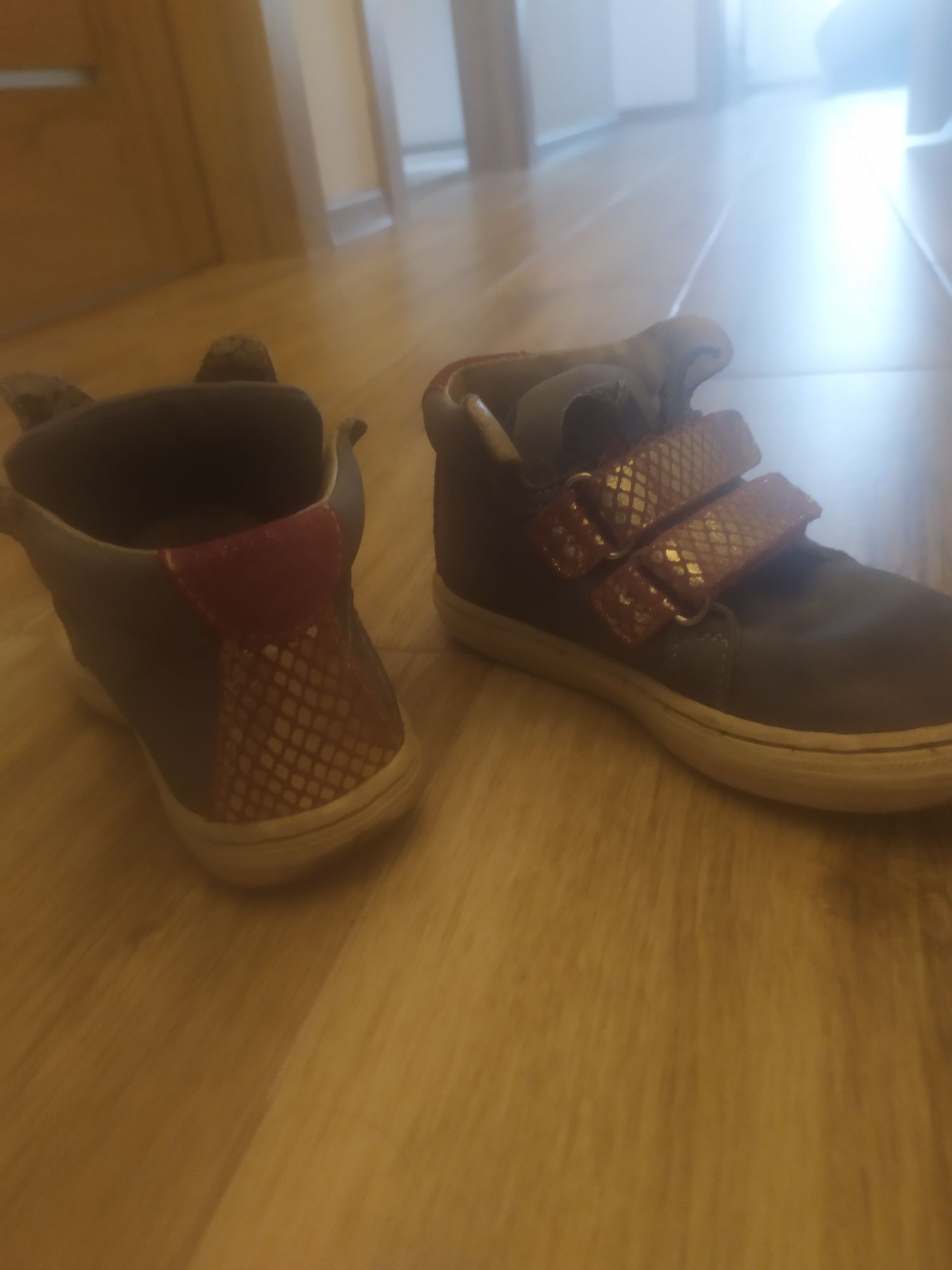 Buty za kostkę 26