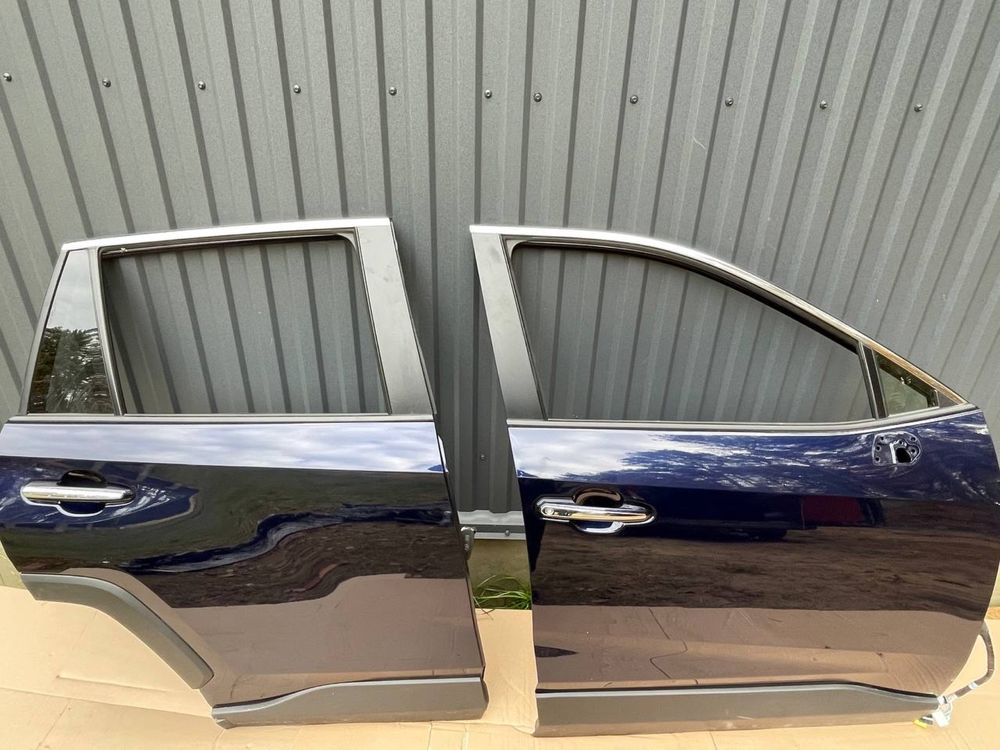 Дверь правая двери двері праві toyota rav 4 Rav4 2019-2022 8x5 цвет
