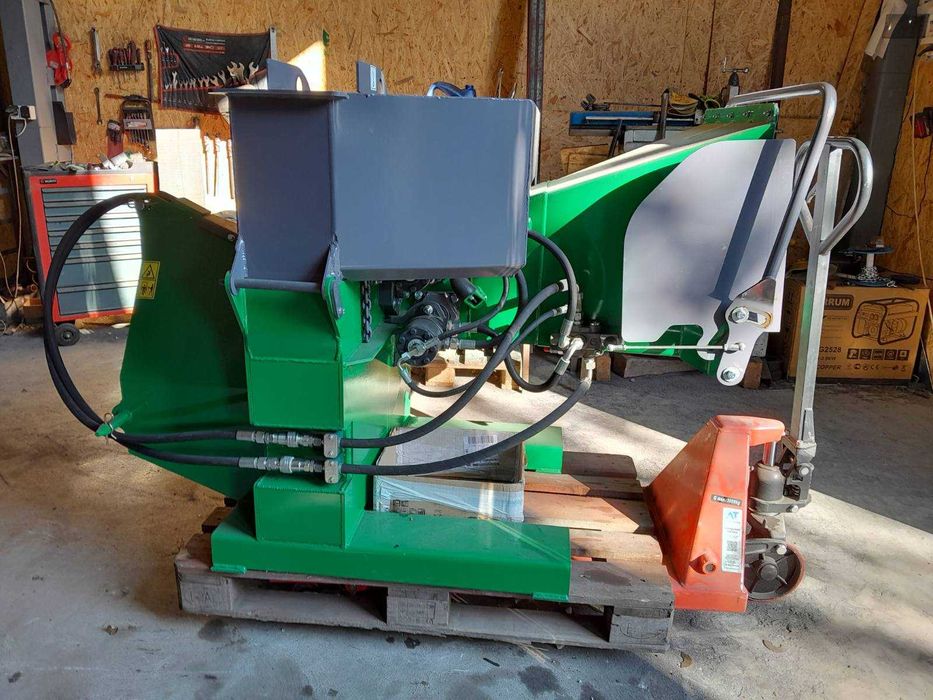 Щепоріз. Подрібнювач гілок. Щепоріз до трактора. Прямий Щепоріз РМ160Т