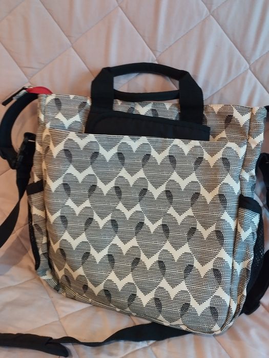 Torba w serca do wózka skip hop
