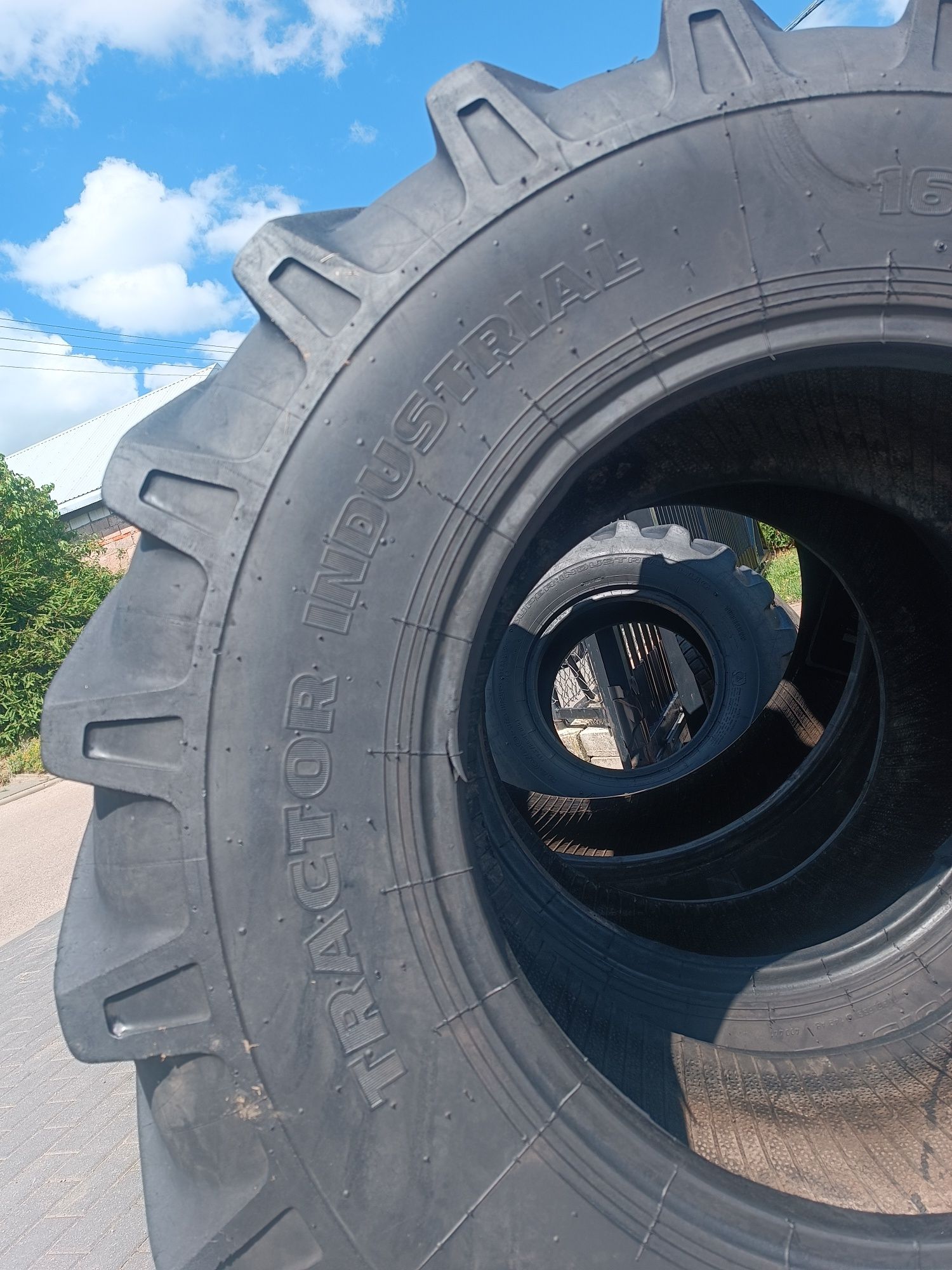 16.9-24 Mitas Tractor Industrial TI-04  16.9R24