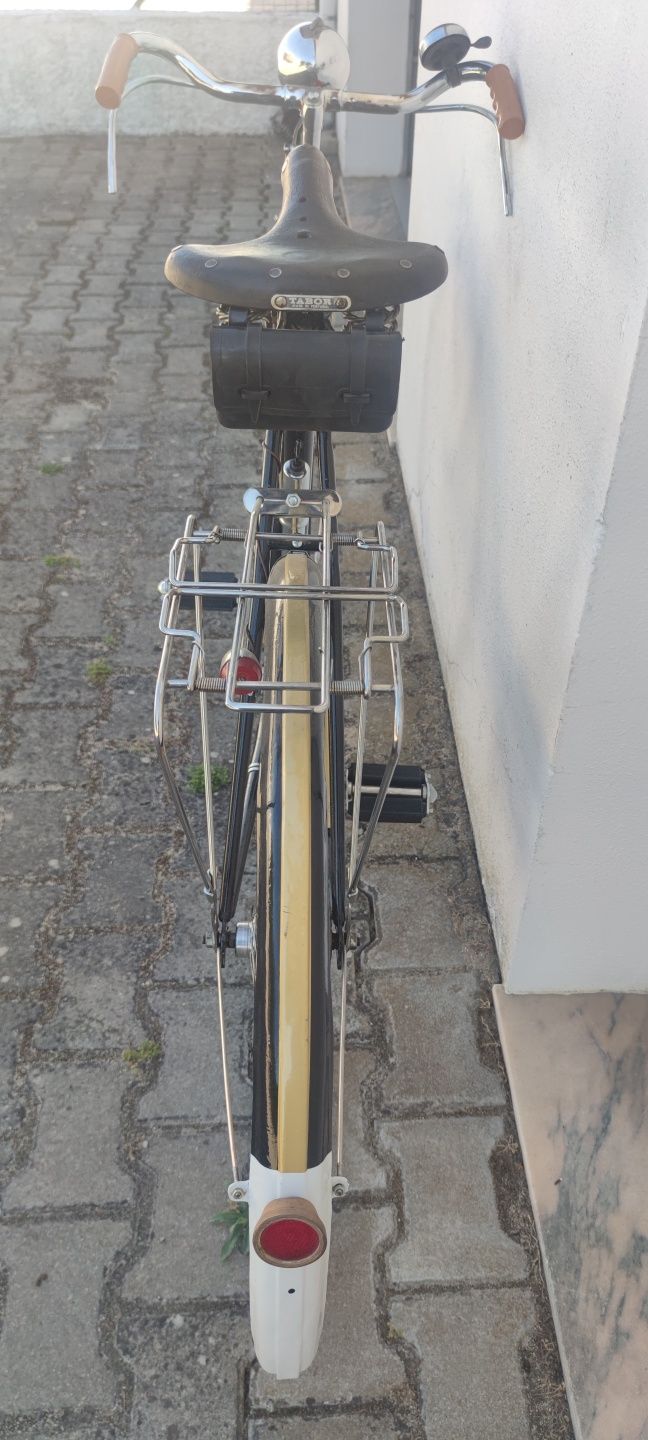 Bicicleta Pasteleira marca PHILIPS e CHAMPIONS roda 28