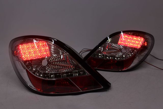 Lampy światła tył tylne PEUGEOT 207 3D/5D 06-09 Diody LED Chrom TUNING