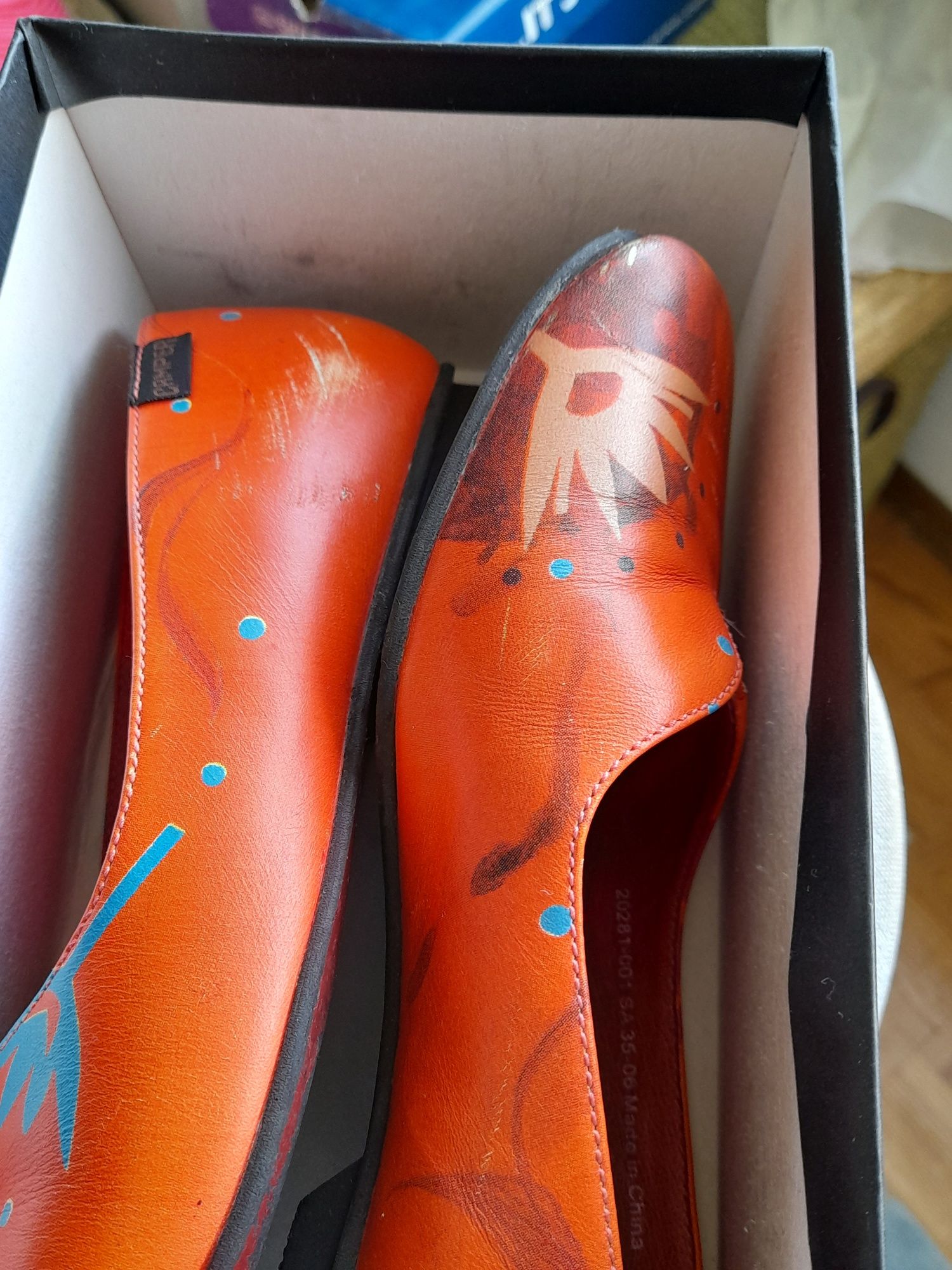 Sapatos assimétricos  da Camper, n° 37